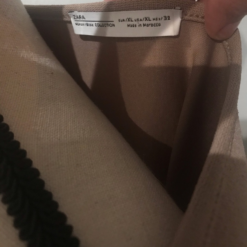 ❣️Zara Sweater - Picture 2 of 5
